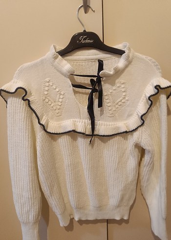 Nakışlı Beyaz Örgü Mini Kazak - Görsel 3