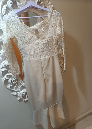 Dantel Detaylı Uzun Kollu Beyaz Abiye Elbise - Görsel 3