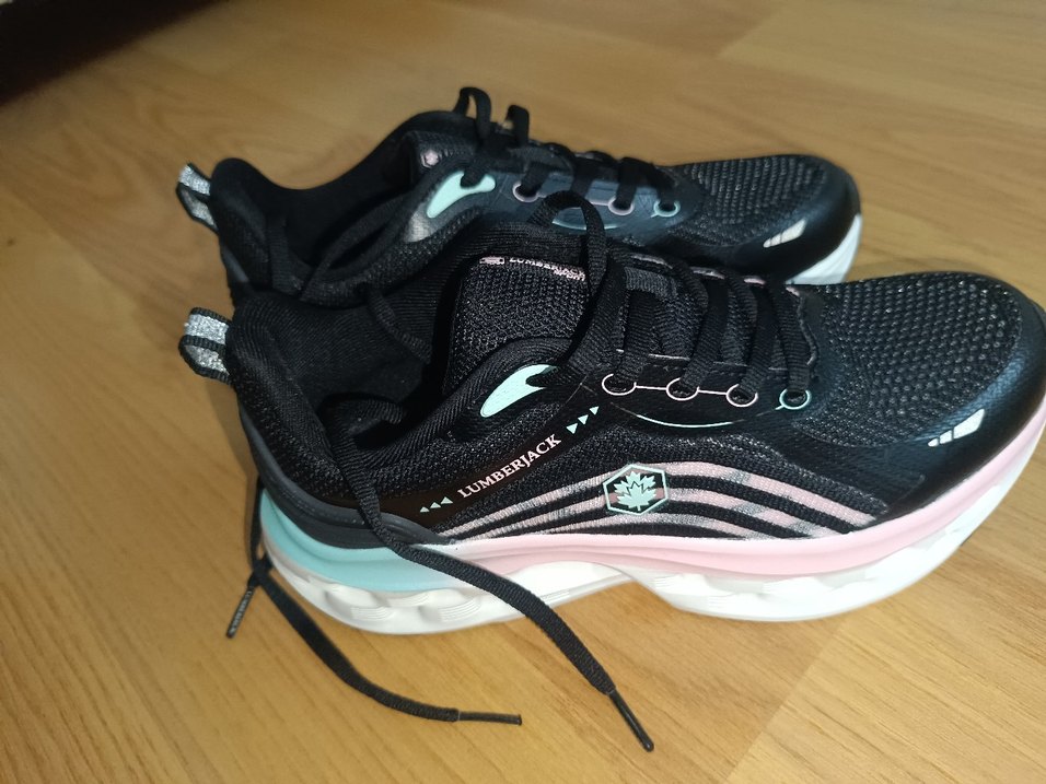 Siyah Bağcıklı Kadın Spor Ayakkabı - Görsel 3