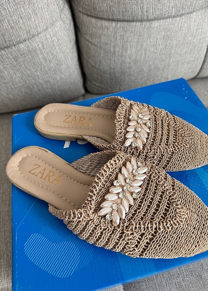 RENKLİ TAŞLI ÖNÜ KAPALI HASIR TERLİK - Görsel 2