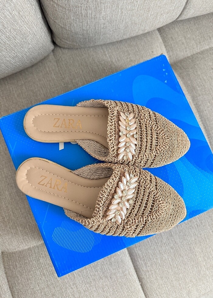 RENKLİ TAŞLI ÖNÜ KAPALI HASIR TERLİK - Görsel 3