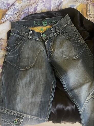 Urban Outfitters y2k jean