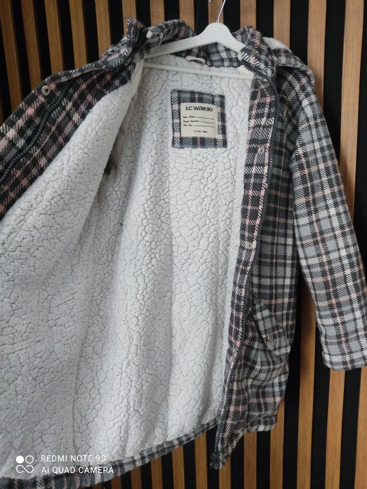 Gri Ekose Desenli çocuk mont - Görsel 4