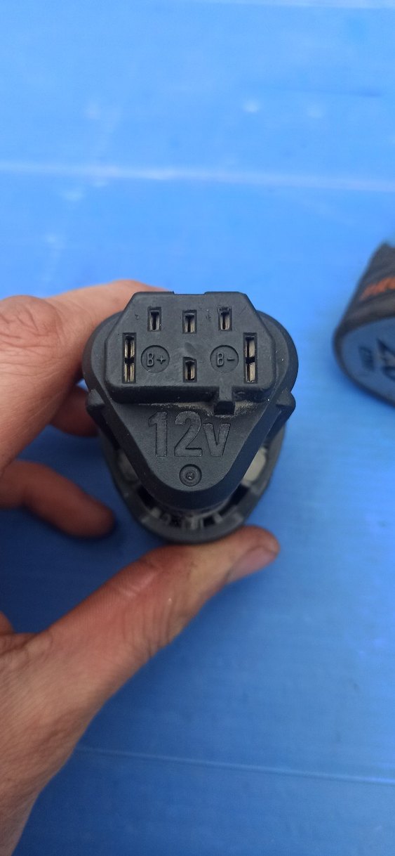 AEG 12V 2.0 Ah Pro Li-ion Batarya( 1 adet) - Görsel 4