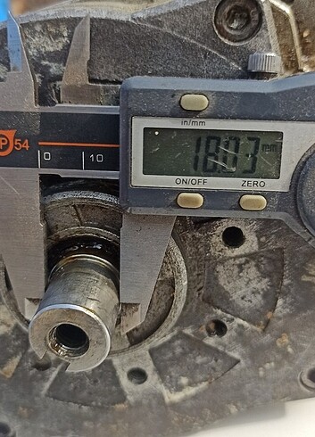 Beden Redüktörlü Dc Motor 24 v 400 w 140 rpm