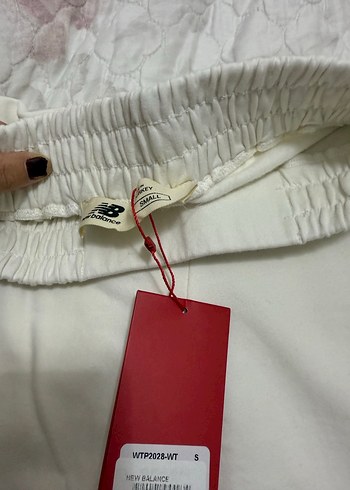 Kadın Beyaz Rahat Kesim Eşofman Altı - Görsel 4