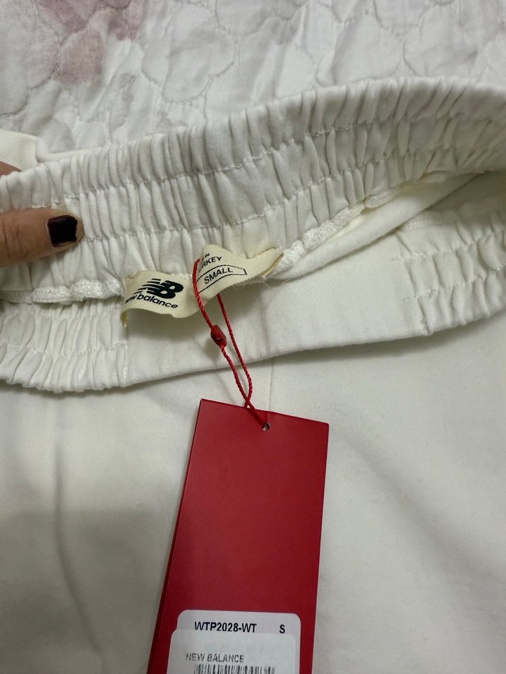 Kadın Beyaz Rahat Kesim Eşofman Altı - Görsel 4