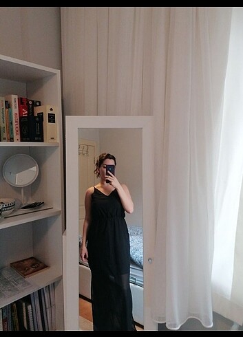 38 Beden siyah Renk H&M SİYAH ELBİSE