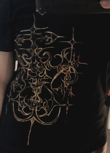 l Beden Gothic / Emo / Alternative Style Shirt