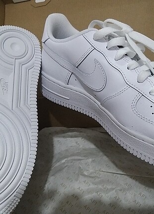 Sıfır hiç kullanılmamış NIKE AIR FORCE 1 (38 b)