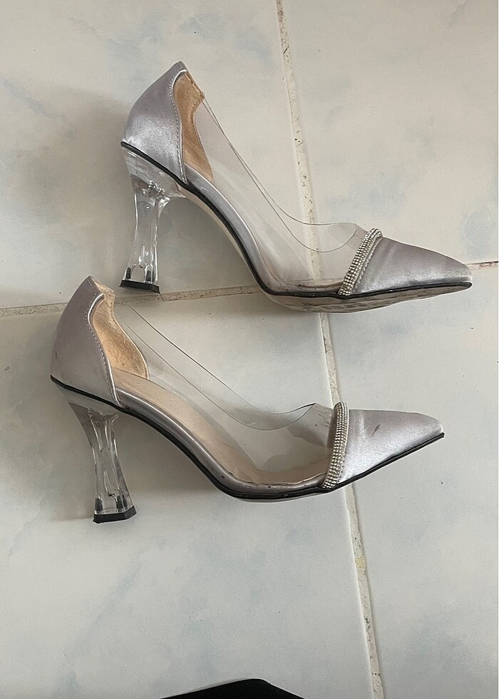 Topuklu ayakkabı - Görsel 2