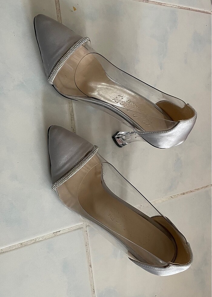 Topuklu ayakkabı - Görsel 3