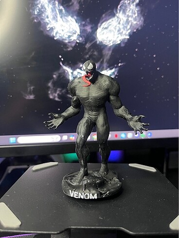 Venom Figür 11 Cm