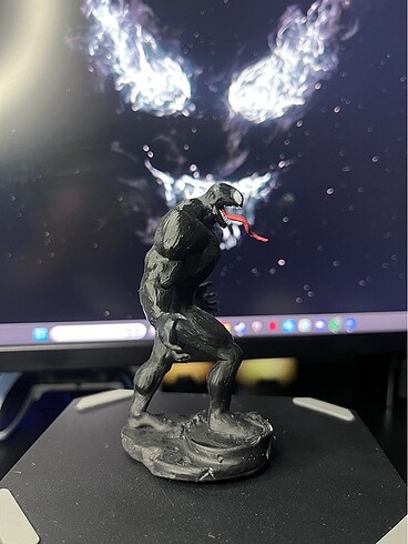 Venom Figür 11 Cm