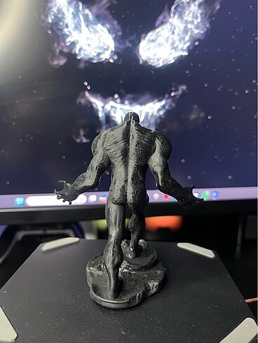Beden Venom Figür 11 Cm