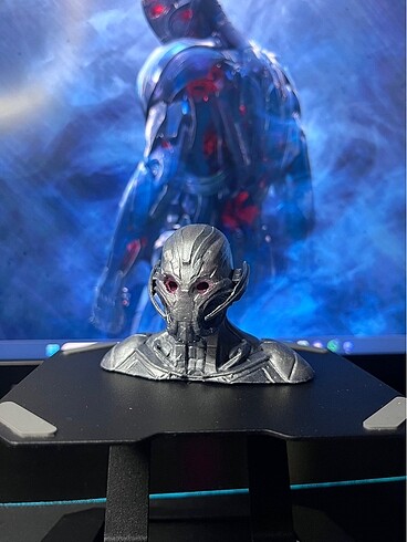  Beden Marvel Ultron Figürü