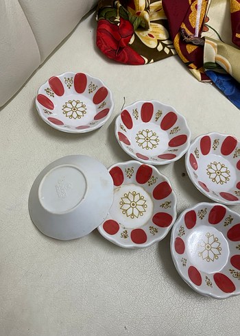 Kırmızı Puantiyeli 7 Parça Tabak Seti - Görsel 3