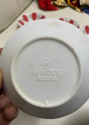 Kırmızı Puantiyeli 7 Parça Tabak Seti - Görsel 5