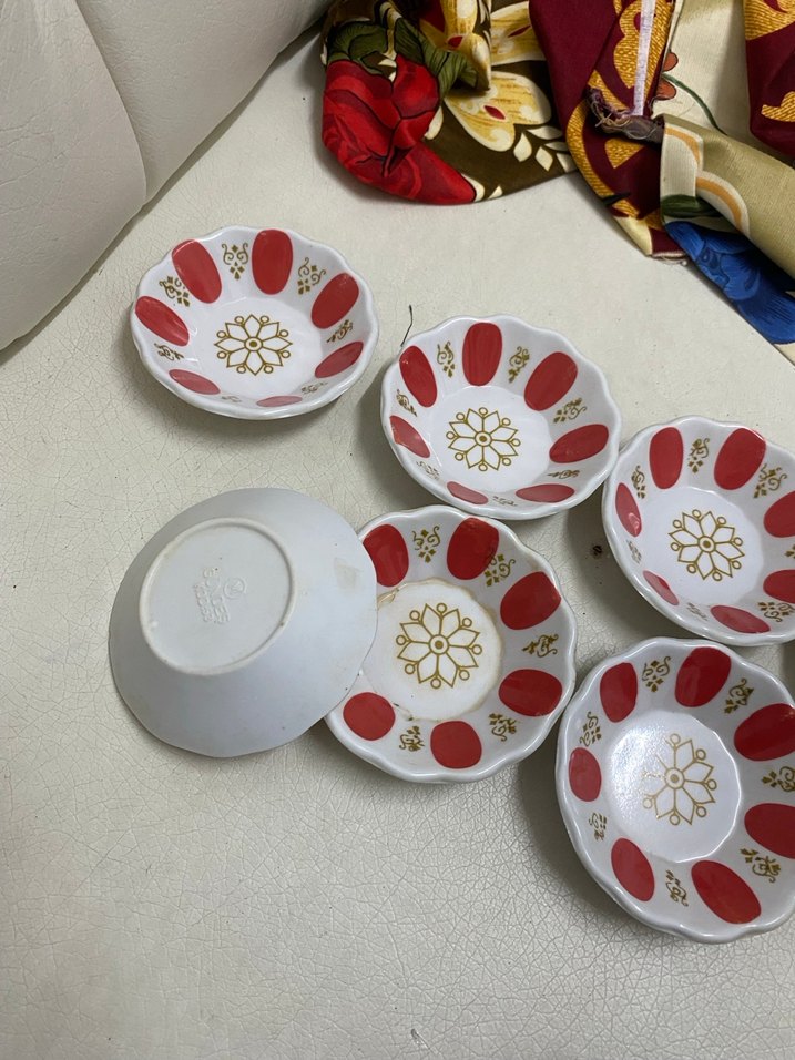 Kırmızı Puantiyeli 7 Parça Tabak Seti - Görsel 3