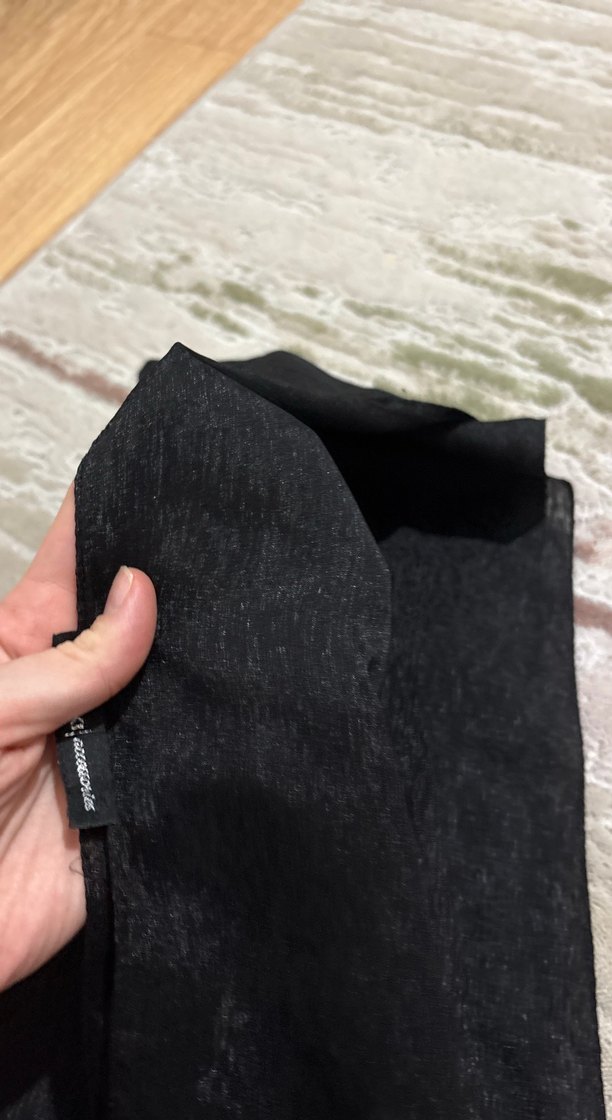 Siyah parıltılı şal - Görsel 4