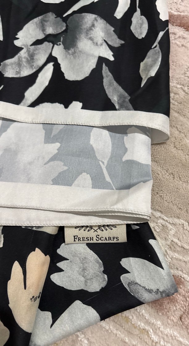 Gri Desenli Kadın Şal - Görsel 2