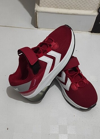 Hummel 28 numara ışıklı spor ayakkabı