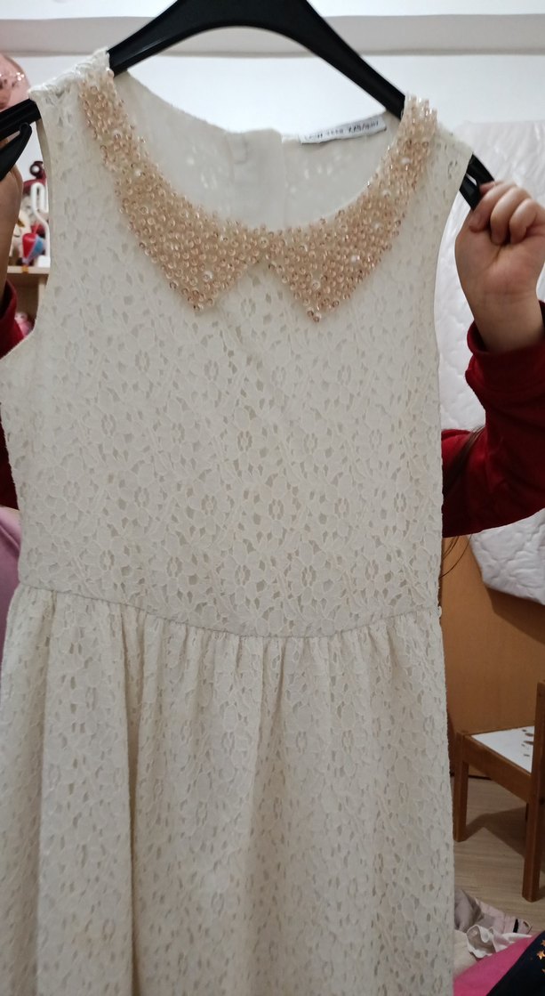 Kolsuz Beyaz Dantel Kız Elbisesi - Görsel 2