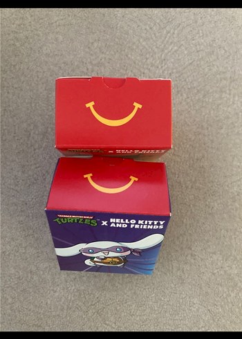 Happy meal Ninja Turtles x Hello Kitty Figürleri