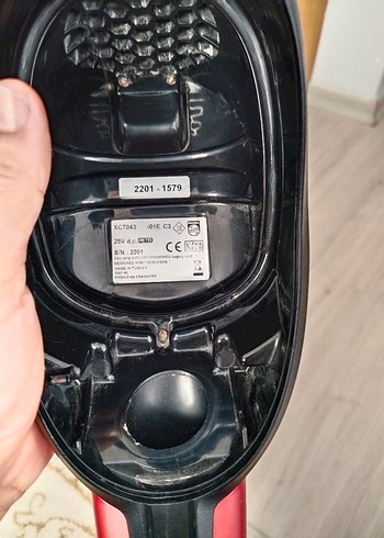 Kırmızı El Süpürgesi motor bölümü - Görsel 2