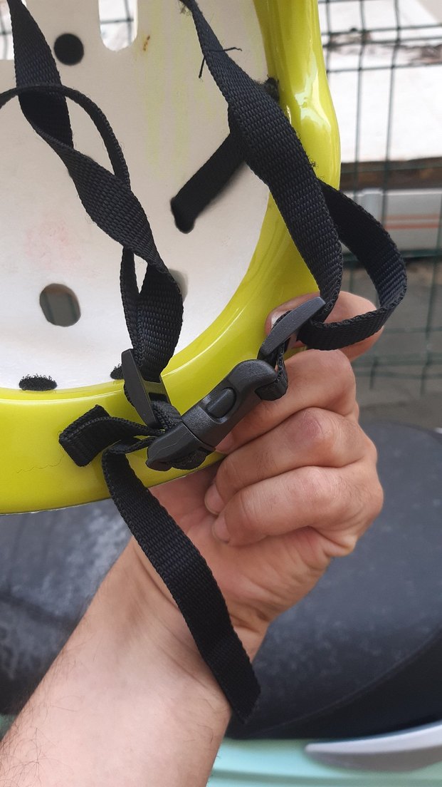 Ben 10 Desenli Yeşil Çocuk Kaskı - Görsel 5