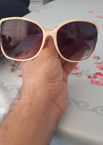 Şeffaf Bej Retro Kadın Güneş Gözlüğü - Görsel 4