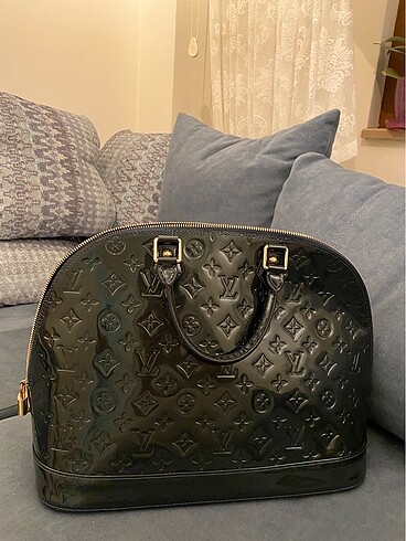 Louis Vuitton çanta