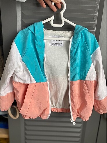 Zara yağmurluk - Görsel 3