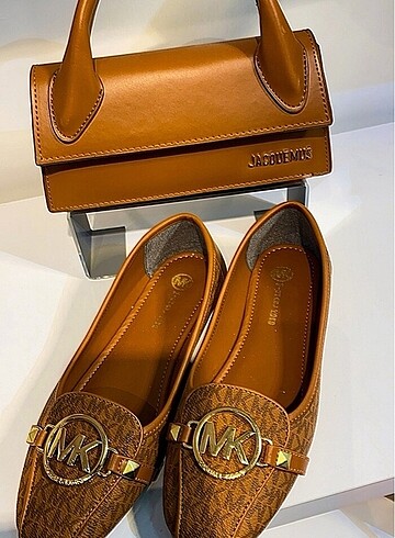 36 Beden kahverengi Renk michael kors 36 numara