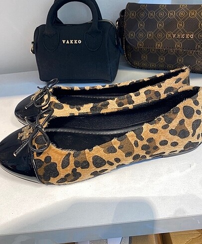tory burch babet 36 numara tek kaldı
