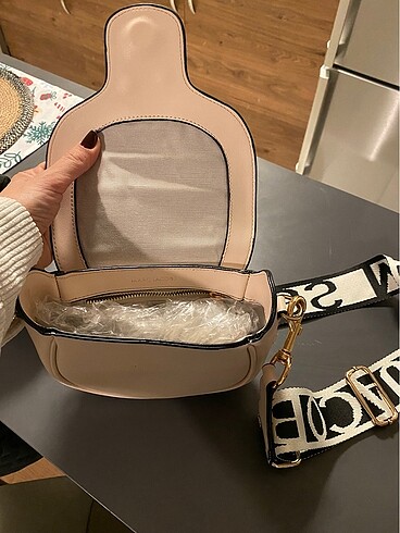 Beden marc jacobs çarpraz