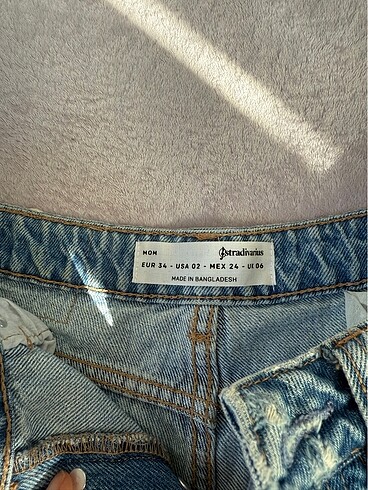 xs Beden stradivarius kot şort