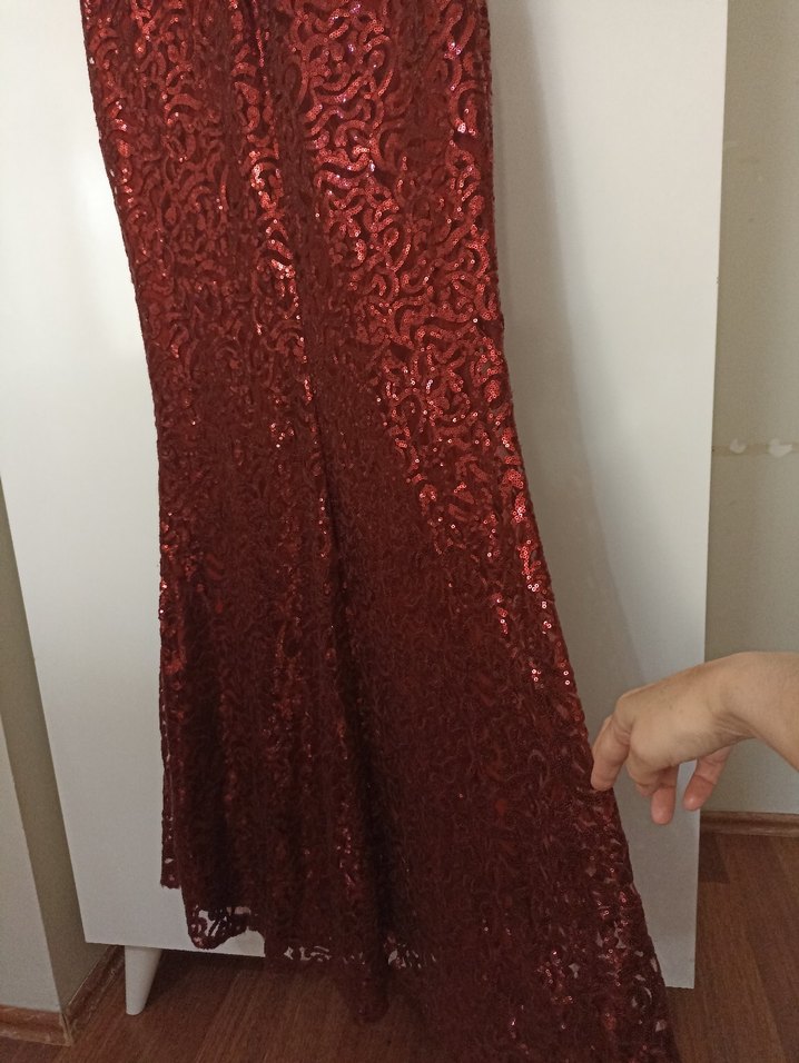 Bordo Uzun Abiye Elbise, Dökümlü, Kolsuz - Görsel 4