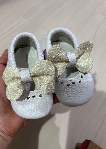 İlk Adım Kız Bebek Beyaz Fiyonklu Ayakkabı