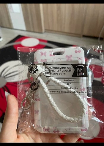  Beden pembe Renk Pembe Zincir Detaylı Minimalist Anahtarlık