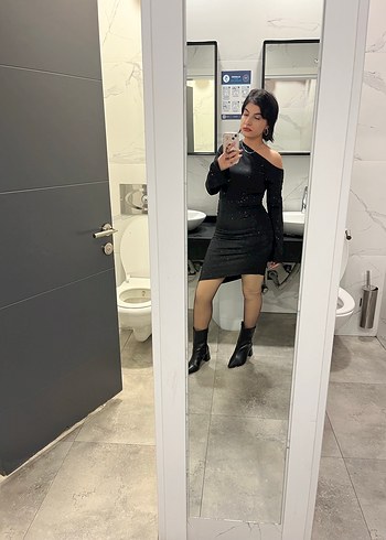 Siyah Parlak Mini Elbise - Görsel 3