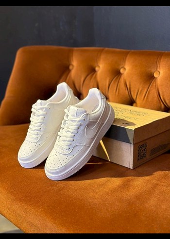 Nike Beyaz Kadın Sneakers
