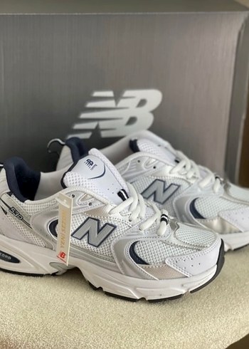 New Balance ürünü