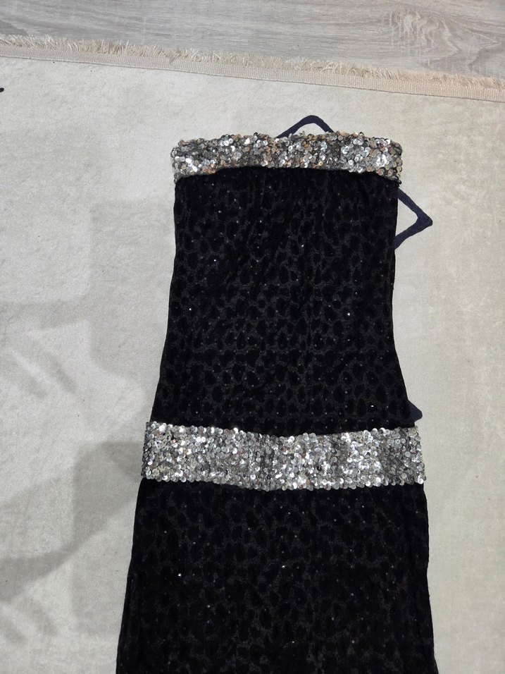 Straplez Siyah Uzun Gece Elbisesi - Görsel 3