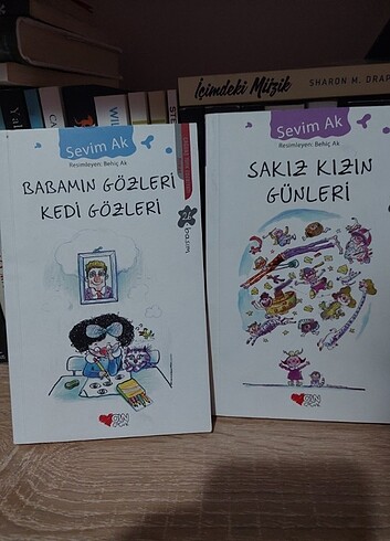Sevim ak kitap