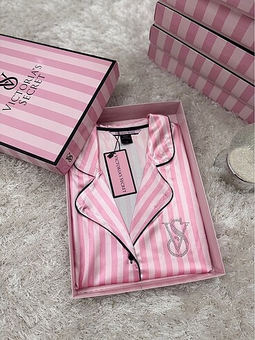 m Beden Victoria secret saten pijama takımı