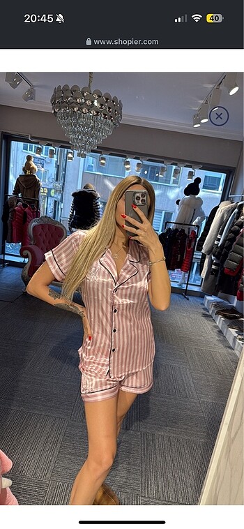 Victoria Secret Saten Şortlu Pijama Takımı