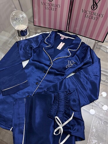 Victoria s Secret Saten Pijama Takımı L beden