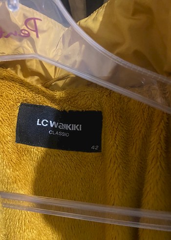 LC Waikiki Sarı Kadın, Kürk Detaylı, mont