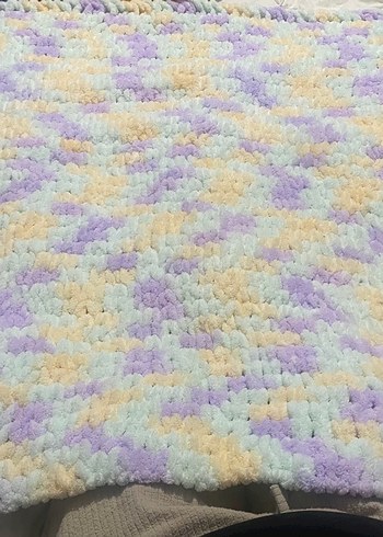 Çocuklar için Çok Renkli Örgü Battaniye - Görsel 7